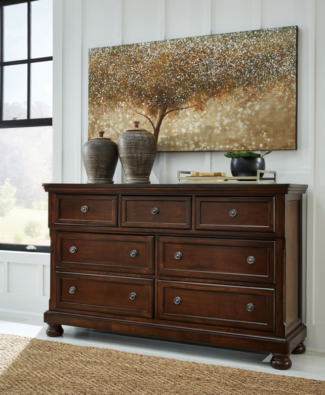 Seven-Drawer Dresser Rustic Brown Bun Feet, Traditional Bedroom Styling