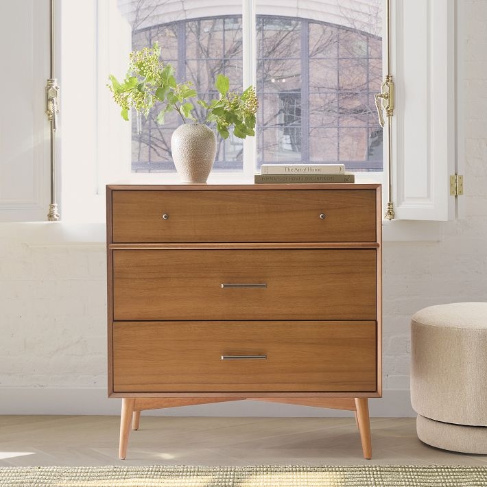 Small Dresser with Peg Legs and Mixed Hardware Mid Century Acorn