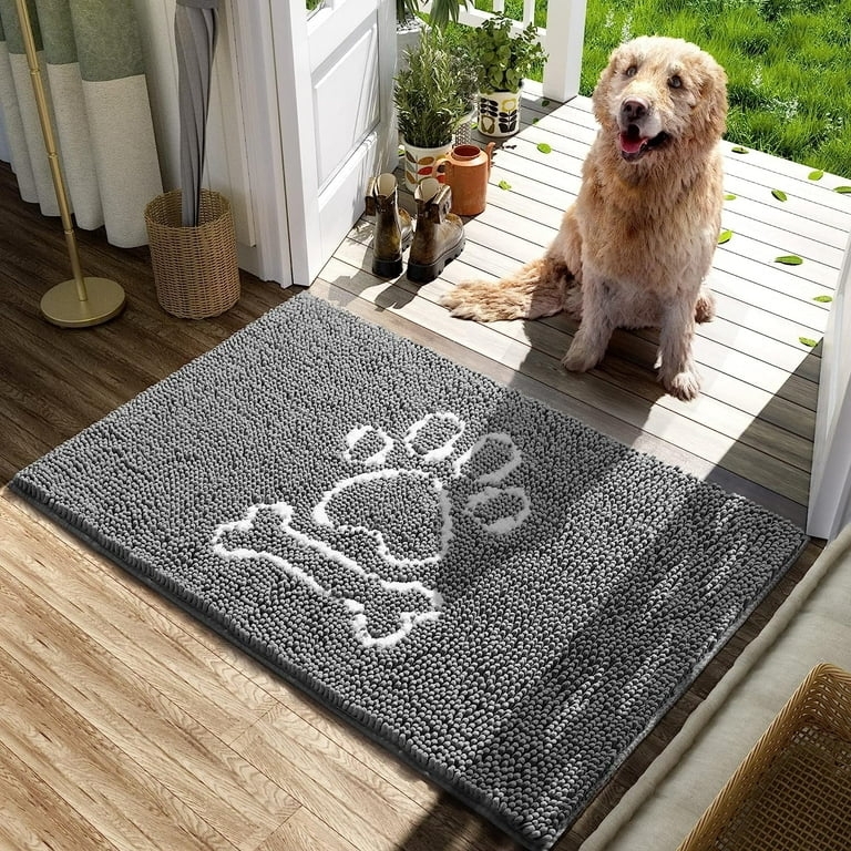 Absorbent Chenille Dog Mat with Paw Print Motif