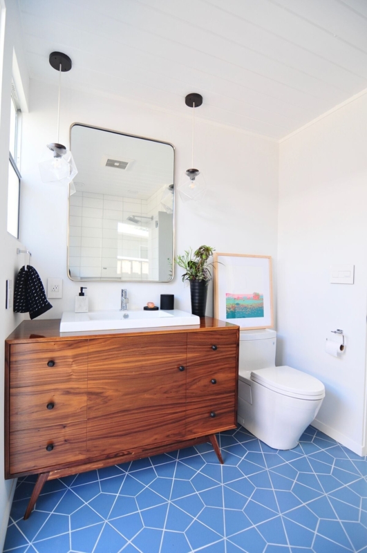 Blue Geometric Floor Tiles Mid-Century Tapered Leg Vanity