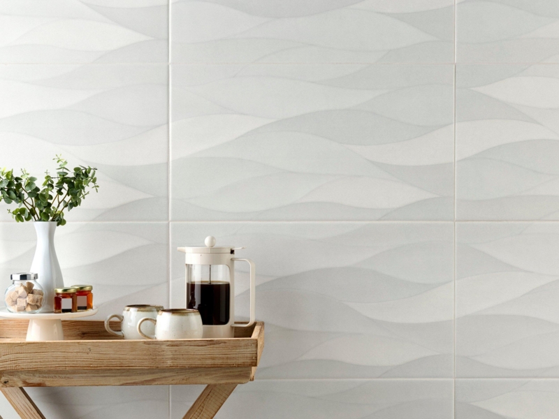 Ceramic Wall Tile: Undulating Wave Pattern in Light Grey Finish