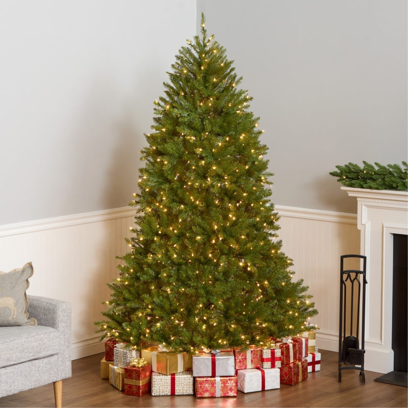 Classic Pre-Lit Christmas Tree Clear Bulbs Full Silhouette