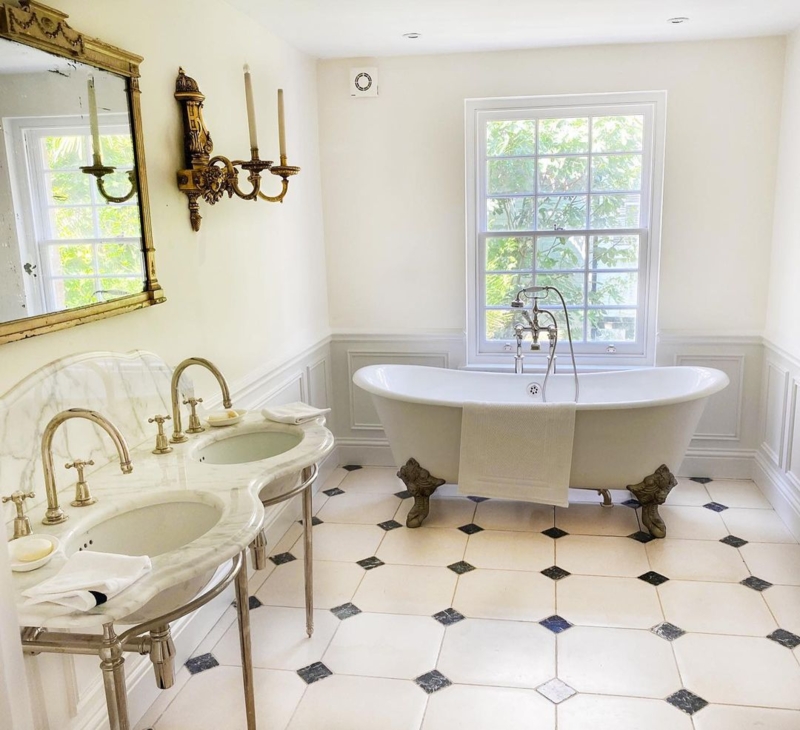 Clawfoot Bathtub Marble Double Vanity Diamond Inset Tile Classic