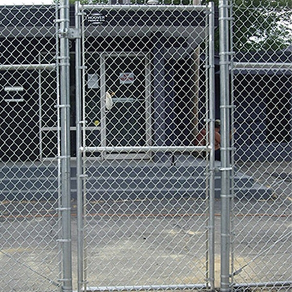Commercial Single Swing Chain Link Gate with Tubular Frame