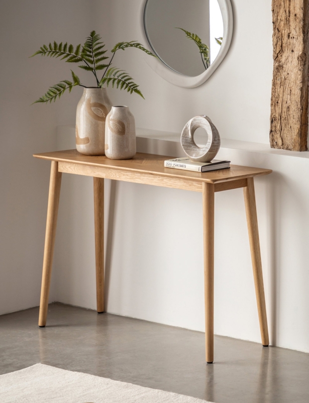 Console Table Oak Toned Tapered Legs Scandinavian Light Wood Hall Table