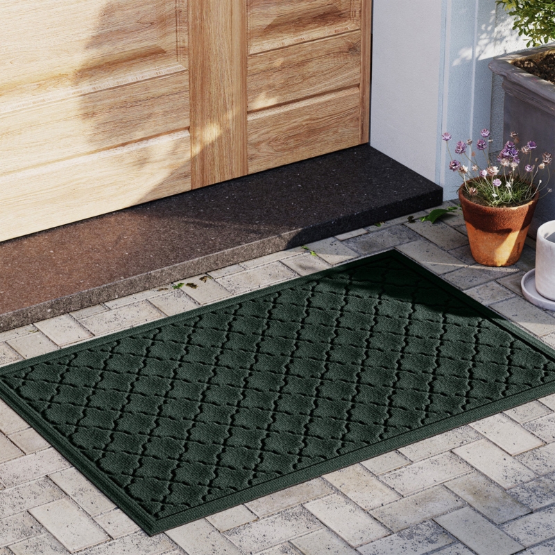 Door Mat Raised Quatrefoil Pattern Dark Green All-Weather Outdoor