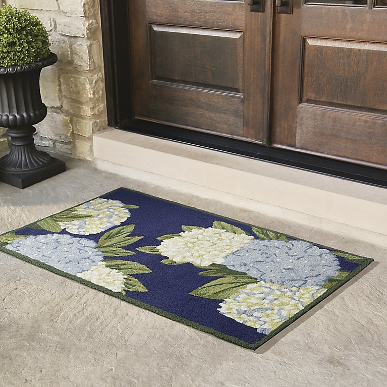 Doormat Hydrangea Pattern Hooked Texture Floral Hydrangea Entryway Mat