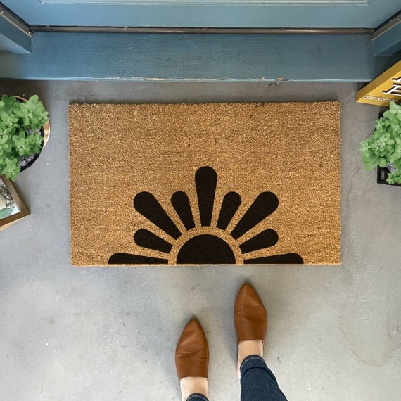 Doormat Minimalist Sunburst Design Natural Fibers Modern Coir Black