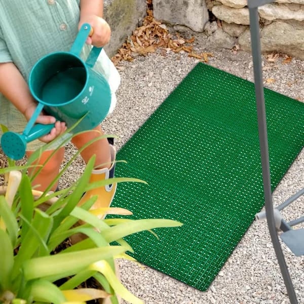 Doormat Vibrant Green Synthetic Grass Gridded Texture Utility Rug