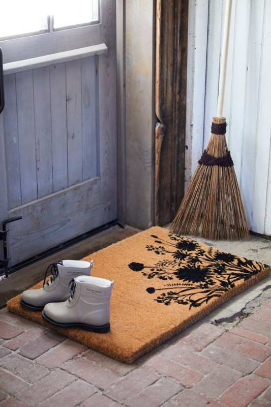 Doormat Wildflower Silhouette Print High Contrast Modern Farmhouse