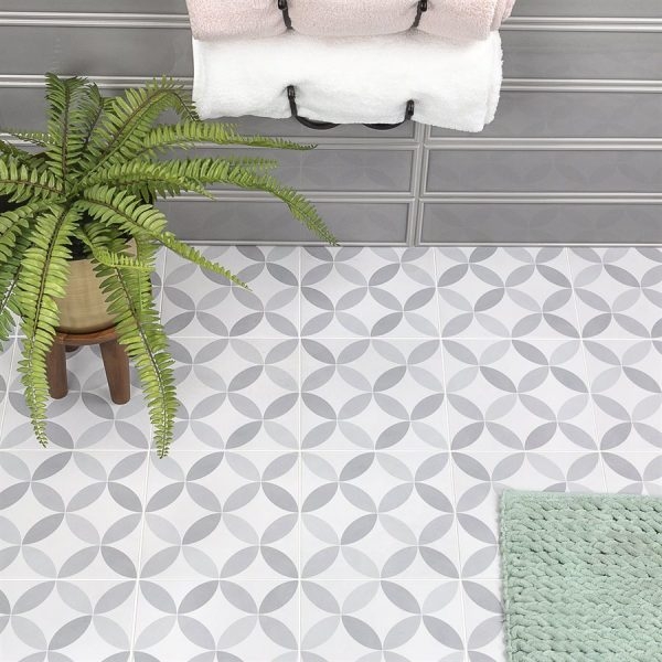 Floor Tile Clover Pattern Light Gray And White Interlocking Circles