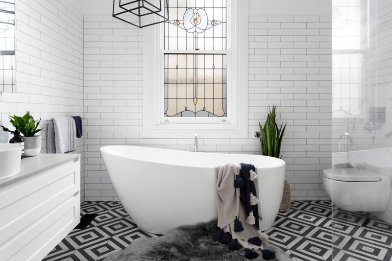 Freestanding Bathtub Modern Transitional Stained Glass Feature