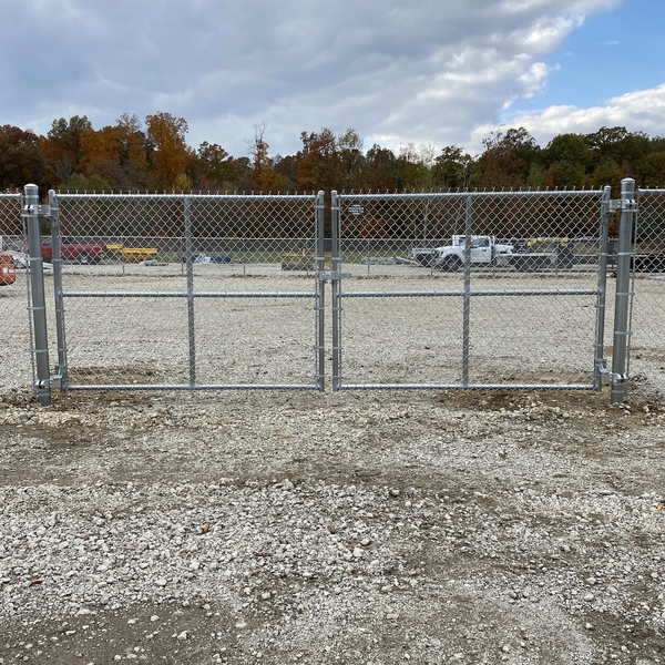 Galvanized Chain Link Double Gate with Horizontal Mid Rail