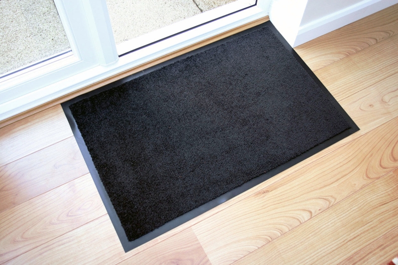 Low Profile Mat for Wood Floors, Black Rectangular