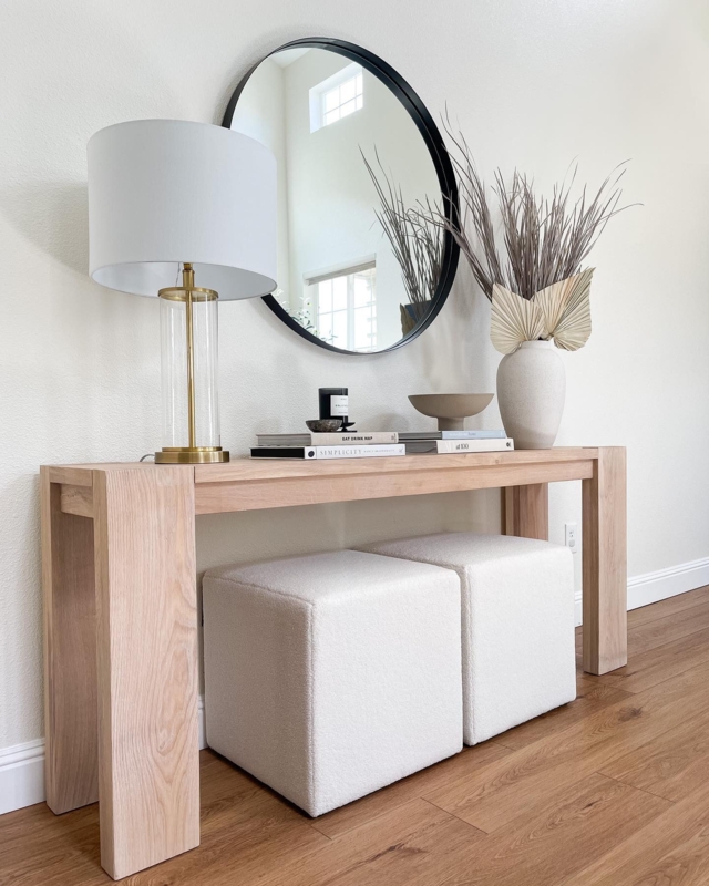 Minimalist Parson Console Table in Natural Oak Wood Tone