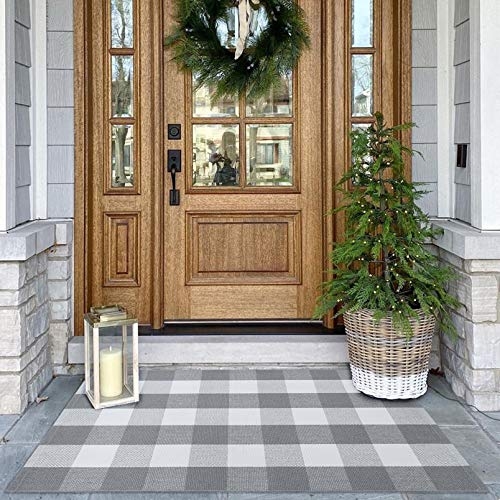 Outdoor Area Rug, Gray and White Buffalo Check Pattern, Woven