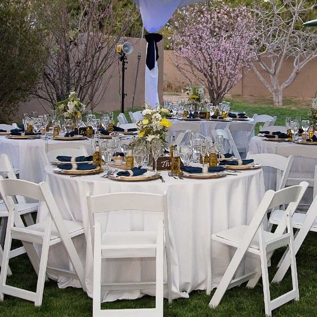 Outdoor Round Tablecloth Set with Navy Blue Accents for Garden Weddings