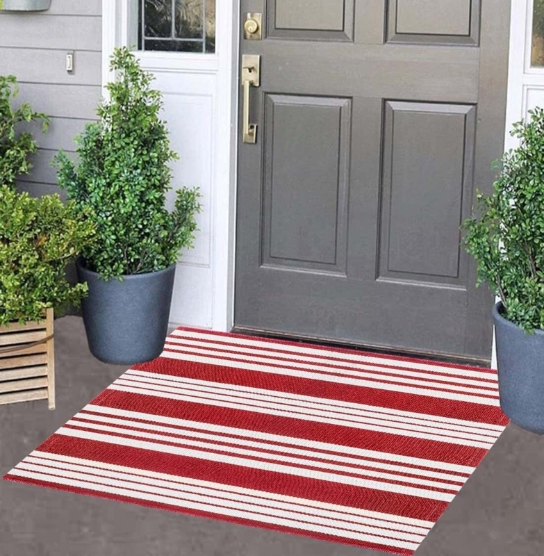 Outdoor Rug Varied Width Pattern Low Pile Stripes Coastal Nautical