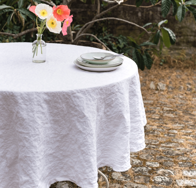 Rough Linen Round Tablecloth, Off-White Slubby Texture for Rustic Patio