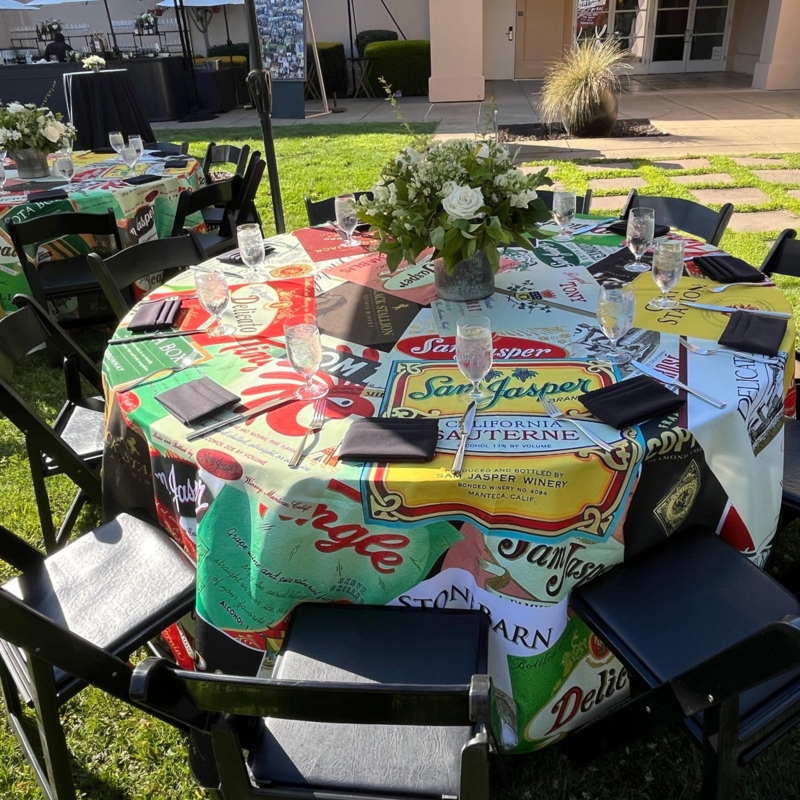 Round Table Throw with Vibrant All Over Graphic Print for Eclectic Events