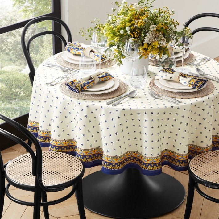 Round Tablecloth with Ornate Floral Border in Mediterranean Style