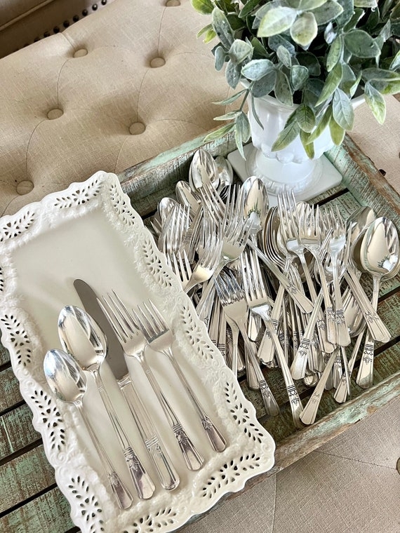 Rustic Chic Flatware Set Ceramic Openwork Tray Display