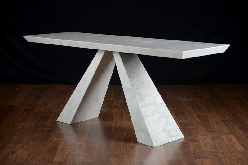 Sculptural Console Table White Stone Look V-Shaped Base
