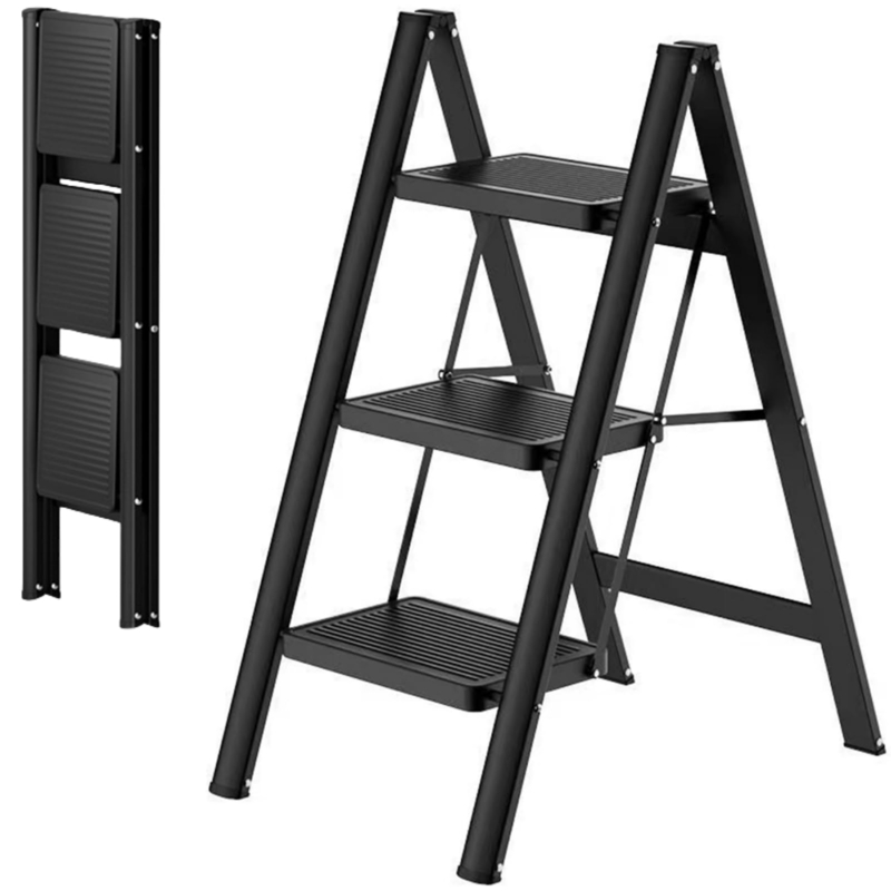 Step Ladder Matte Black Ultra Compact Wide Ribbed Treads