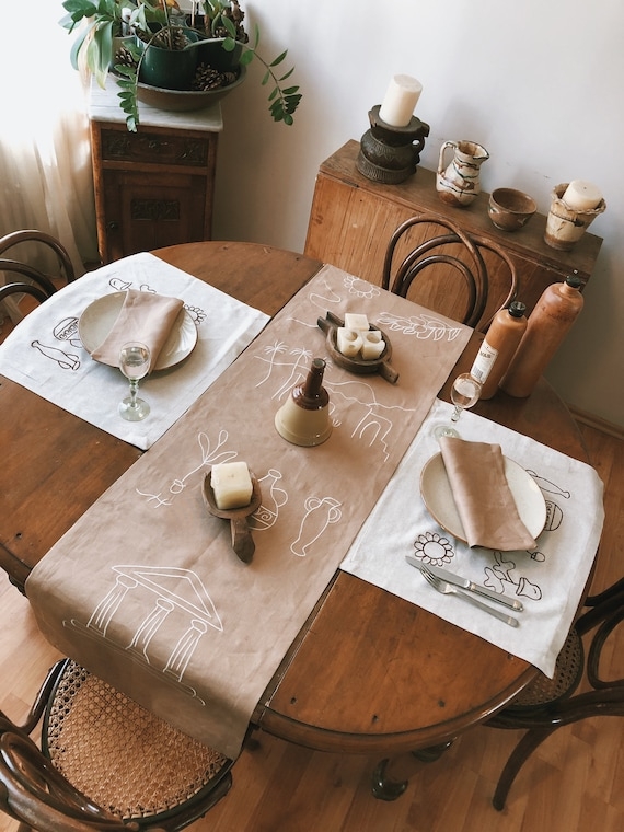 Table Runner Set Tan Linen Like with Embroidered Motifs