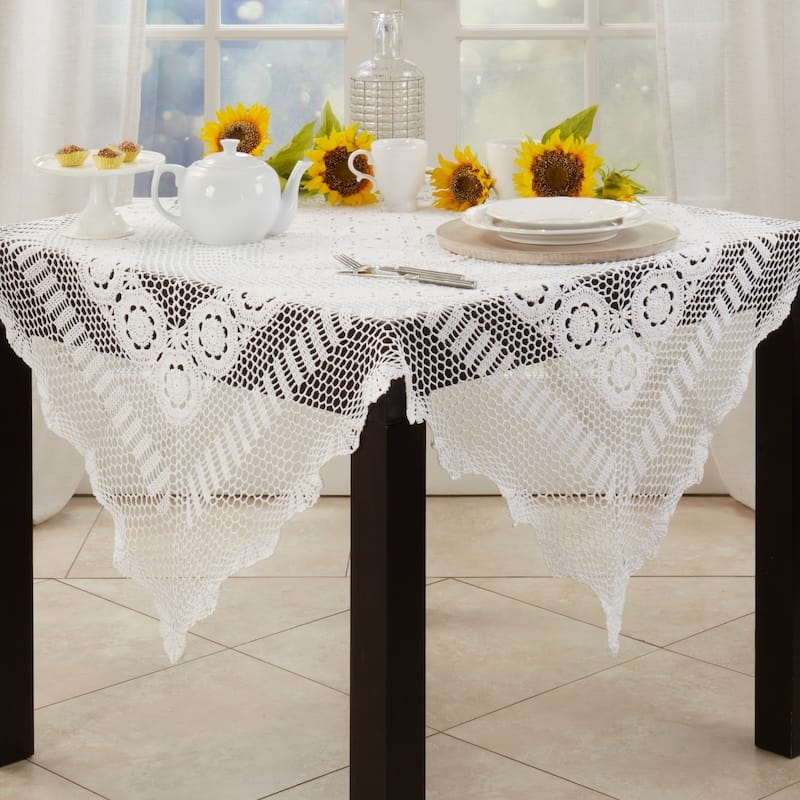 Tablecloth Pointed Scalloped Edge, Cottagecore Dining Table Styling