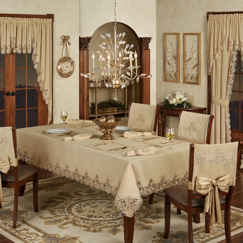 Tablecloth Scalloped Lace Border Antique Gold Embroidery Elegant Styling