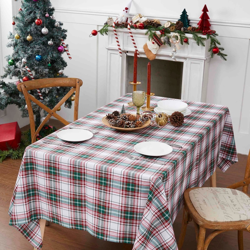 Tablecloth Woven Red and Green Plaid Traditional Farmhouse Holiday