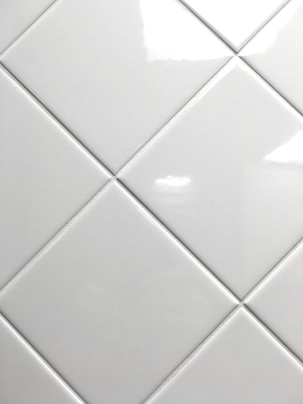 Wall Tile: Glossy White Diamond Pattern Shower Wall