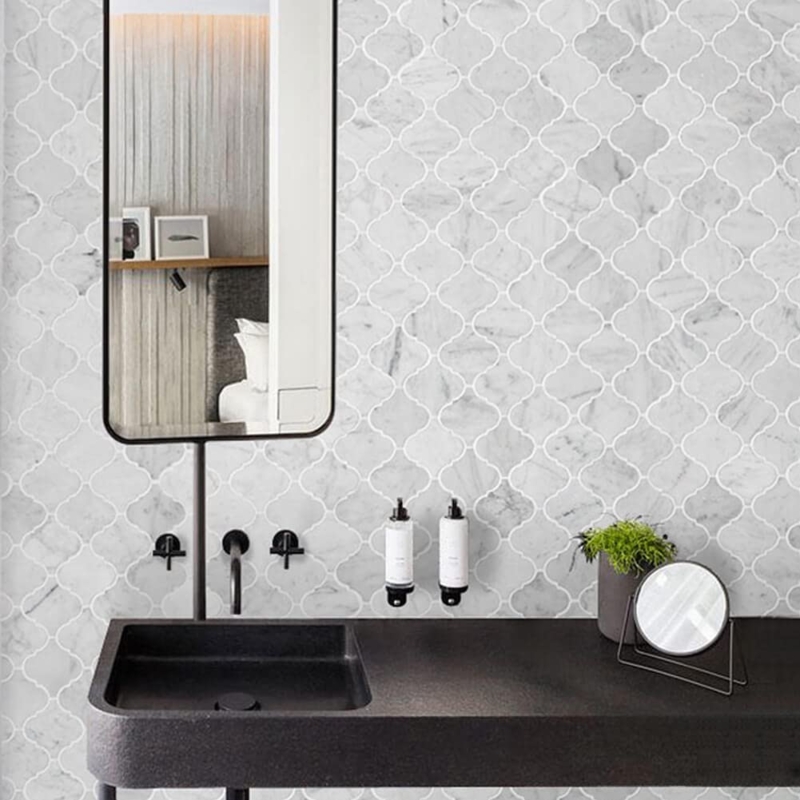 White Marble Arabesque Wall Tile Polished Lantern Mosaic