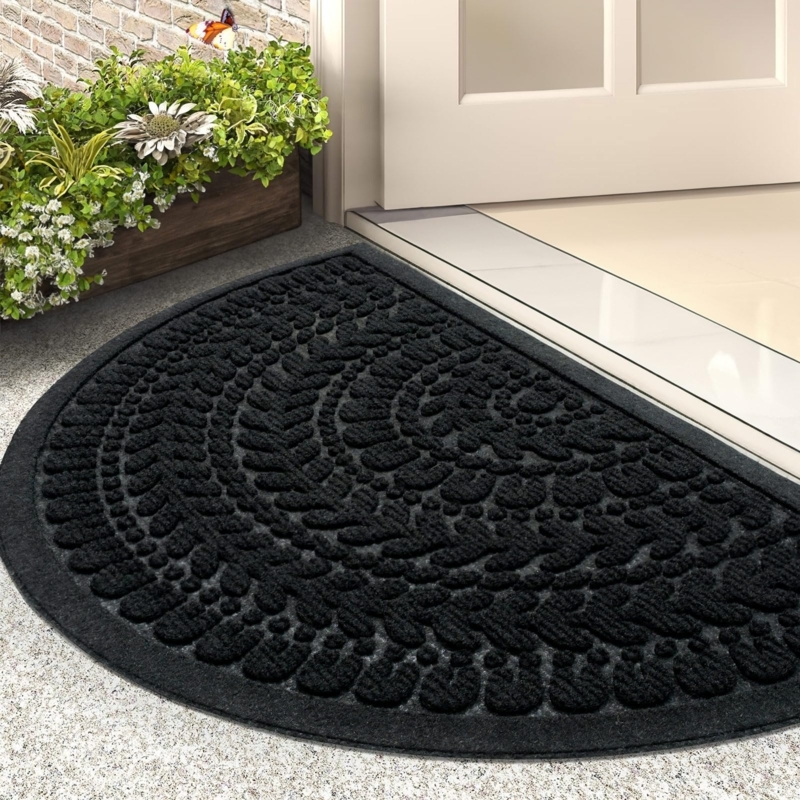 Doormat Black Semicircular Sculpted Leaf Motif Traditional Outdoor