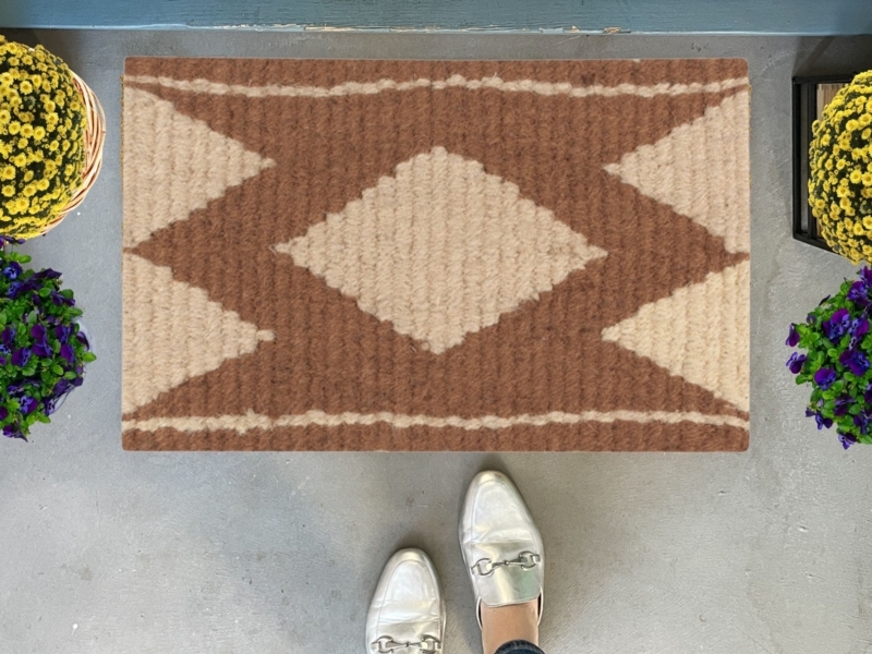 Doormat Large Diamond Motif Two-Tone Tan Brown Rustic