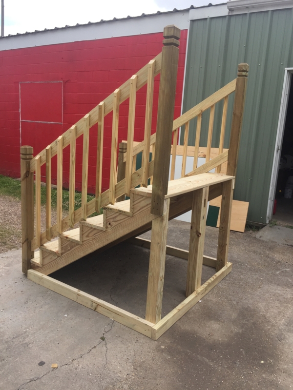 Exterior Stairs Prefabricated with Decorative Newel Posts