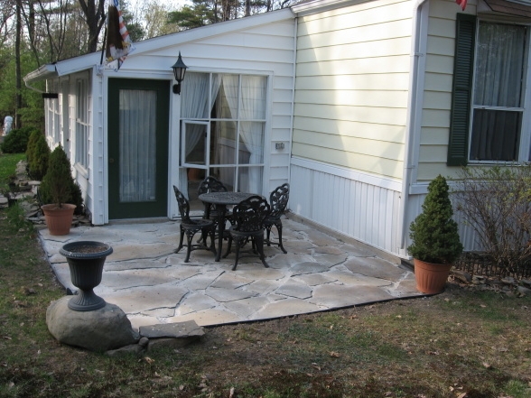 Flagstone Patio for Mobile Homes: Bistro Set & White Addition