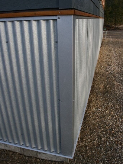 Galvanized Corrugated Metal Skirting Panels with Corner Trim