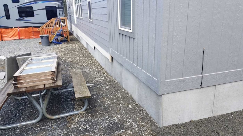 Grey Concrete-Like Underpinning Panels for Mobile Homes