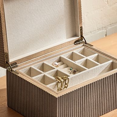Jewelry Box Modern Fluted Exterior Taupe Linen Lining Ring Rolls
