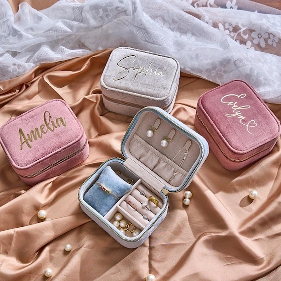 Jewelry Box Personalized Script Velvet Small Travel Zipper Case
