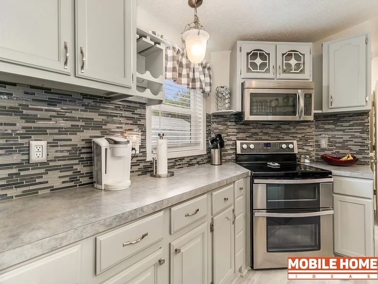 Kitchen Cabinets: Light Gray Shaker Kitchen Cabinets with Double Oven