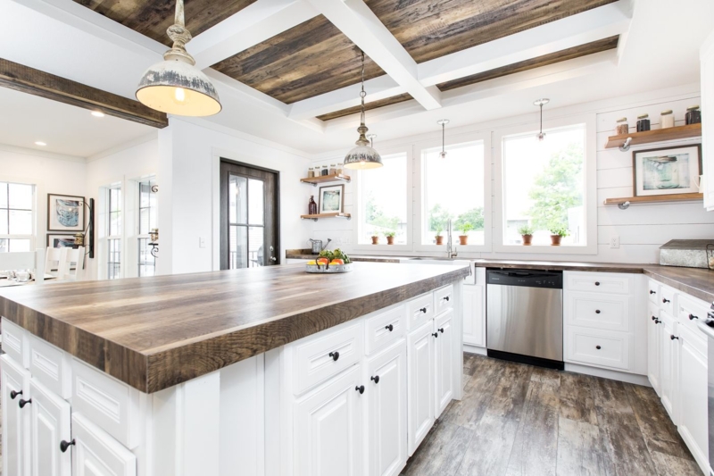 Kitchen Rustic Wood Plank Ceiling Design Shiplap Accent Walls