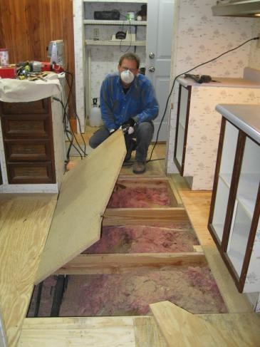Kitchen Subfloor Replacement Project: Lifting Plywood Panels