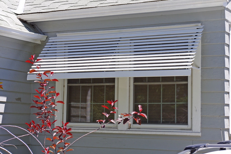 Louvered Slats Metal Window Shade Awning