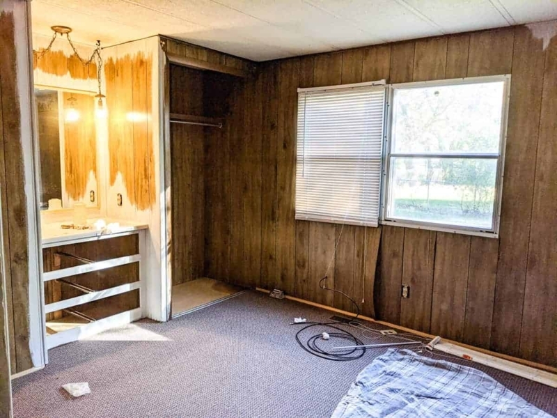 Mobile Home Bedroom Renovation Ideas with Integrated Bedroom Vanity