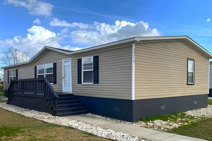 Modern Farmhouse Manufactured Home: Tan and Black Palette.