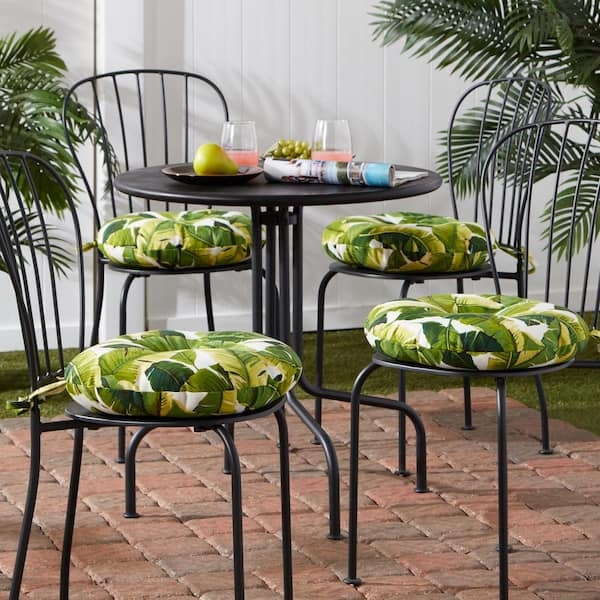 Outdoor Chair Cushion Round Palm Leaf Print Green Tropical Patio