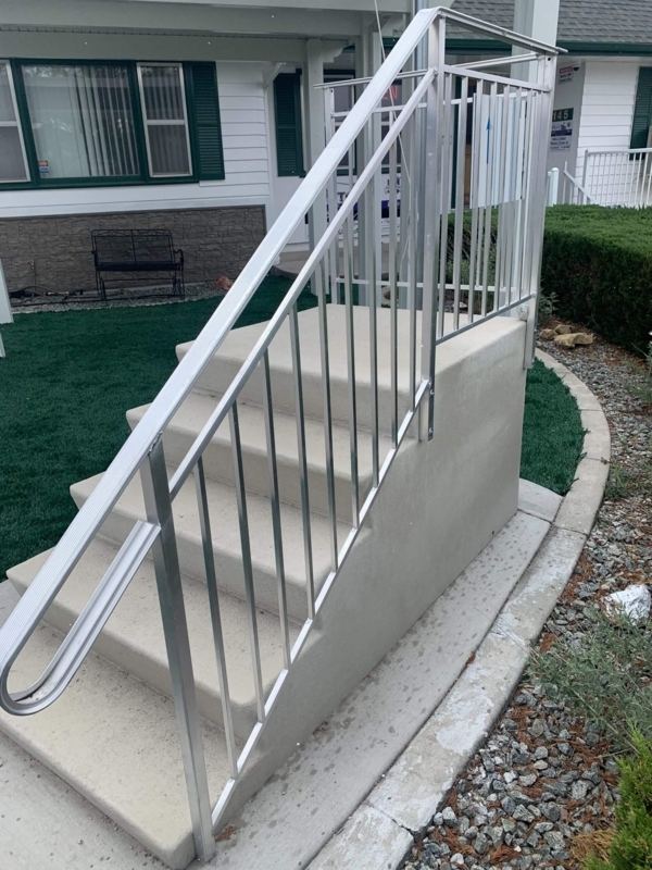 Outdoor Steps: Beige Minimalist Aluminum Safety Railing For Stairs